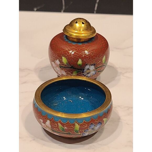 Cloisonné Open Salt Bowl Cellar Pepper Shaker Flower Red Enamel Brass Stacking - Picture 2 of 8